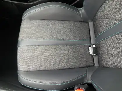 PEUGEOT 308 ALLURE Hybrid 136 e-DCS6 