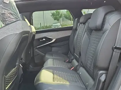 PEUGEOT 5008 GT 1.2 HYBRID 136 CV E-DCS6
