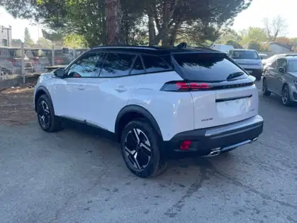 PEUGEOT 2008 GT HYBRID 136 CV E-DCS6