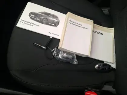 HYUNDAI TUCSON 1.6 T-GDI 215 Hybrid BVA6 Initia