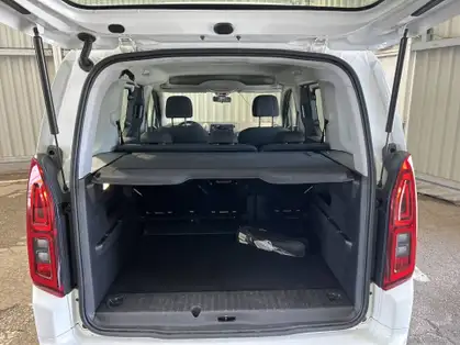 TOYOTA PROACE CITY VERSO Medium 1.2L 110  VVT-i BVM6 Dynamic