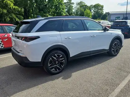 PEUGEOT 5008 GT 1.2 HYBRID 136 CV E-DCS6