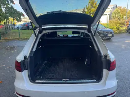 AUDI A4 AVANT 2.0 TDI 150 S tronic 7 Design Luxe