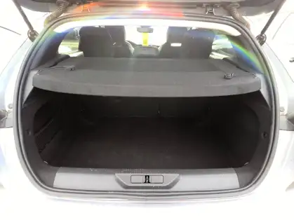 PEUGEOT 308 ALLURE Hybrid 136 e-DCS6 