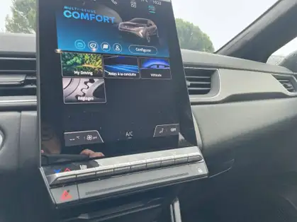 RENAULT CAPTUR TECHNO E-Tech full hybrid 160 CV 