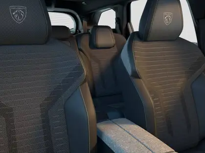 PEUGEOT 5008 GT 1.2 HYBRID 136 CV E-DCS6