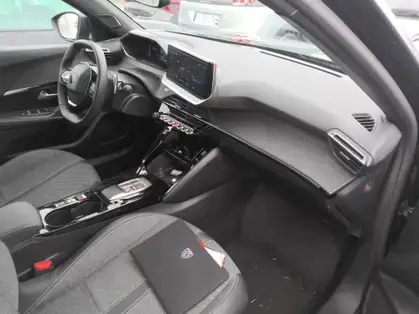 PEUGEOT 2008 ALLURE PURETECH 130 CV EAT8