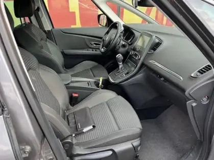 RENAULT SCENIC IV Blue dCi 120 EDC Business