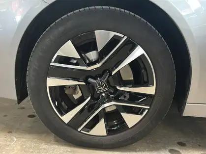 PEUGEOT 208 ALLURE HYBRID 100 CV E-DCS6