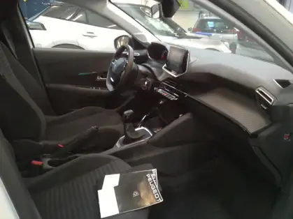PEUGEOT 208 208 STYLE 1.2 PURETECH 75 CV BVM5
