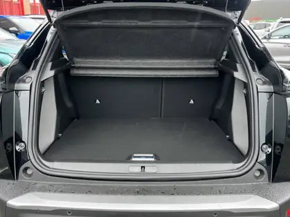 PEUGEOT 2008 GT Hybrid 145 CV e-DCS6 