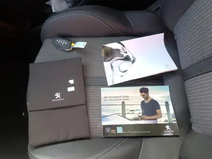 PEUGEOT 3008 ALLURE PACK 1.6 HYBRID 225 CV E-EAT8