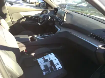 PEUGEOT 3008 GT HYBRID 225 CV E-EAT8