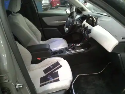DS DS 3 ESPRIT DE VOYAGE PureTech 130 CV EAT8