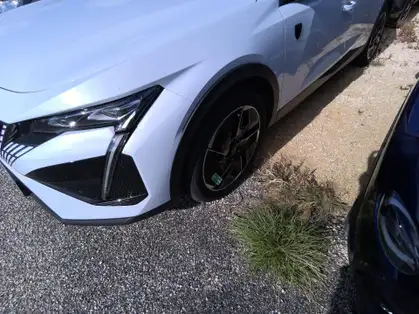 PEUGEOT 408 GT HYBRID 136 CV e-DCS6