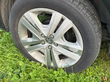 PEUGEOT 208 SIGNATURE 1.2 PURETECH 82 CV BVM