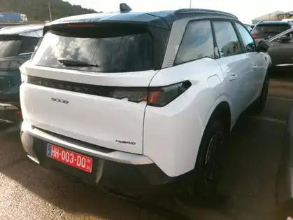 PEUGEOT 5008 GT Hybrid 145 CV e-DCS6 