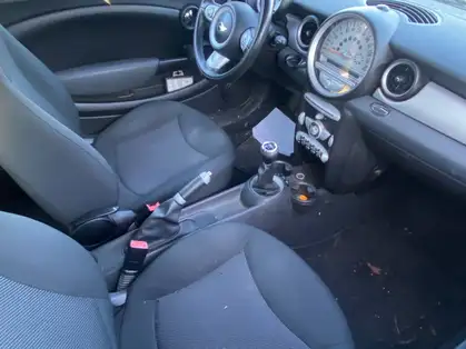 MINI CLUBMAN R55 COOPER 1.6 D 110 CV BVM
