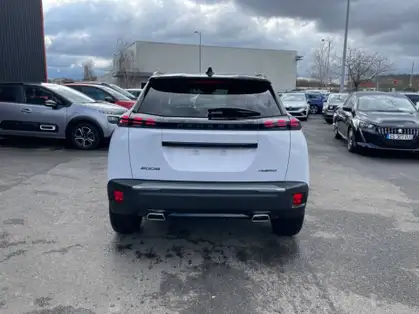 PEUGEOT 2008 GT Hybrid 145 CV e-DCS6