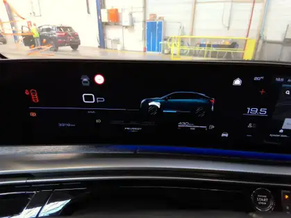 PEUGEOT 3008 ALLURE HYBRIDE 136 CV e-DCS6