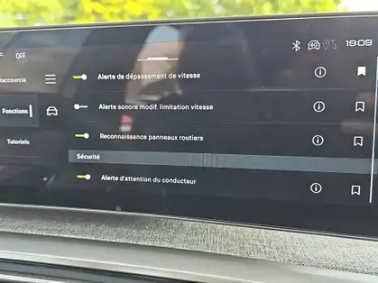 PEUGEOT 5008 GT 1.2 HYBRID 136 CV E-DCS6