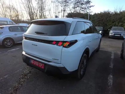 PEUGEOT 5008 ALLURE Hybrid 145 CV e-DCS6 