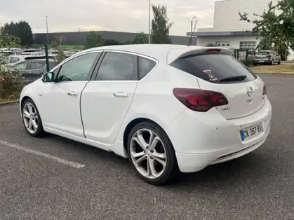 OPEL ASTRA 1.7 CDTI 110 ch FAP White Edition
