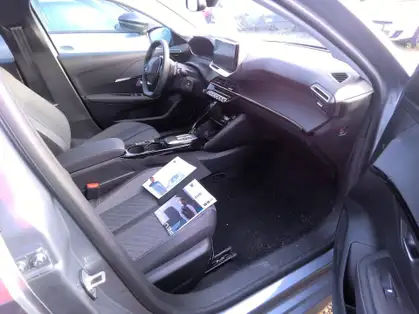 PEUGEOT 208 ALLURE HYBRID 100 CV E-DCS6