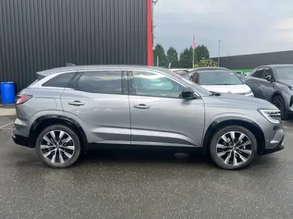 RENAULT AUSTRAL TECHNO E-Tech full hybrid 200 CV 
