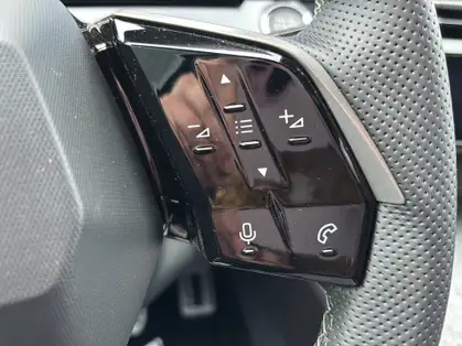 PEUGEOT 3008 GT Hybrid 145 e-DCS6