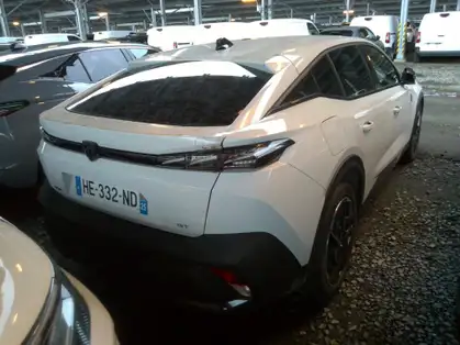 PEUGEOT 408 GT HYBRID 136 CV e-DCS6