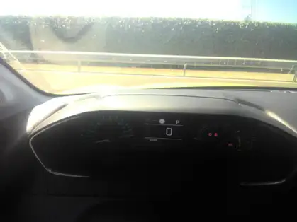 PEUGEOT 208 Hybrid 110 ch e-DCS6 Style