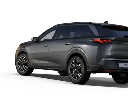 PEUGEOT 5008 GT Hybrid 145 e-DCS6