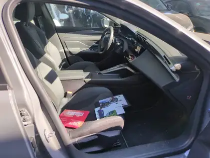 PEUGEOT 408 GT HYBRID 136 CV e-DCS6