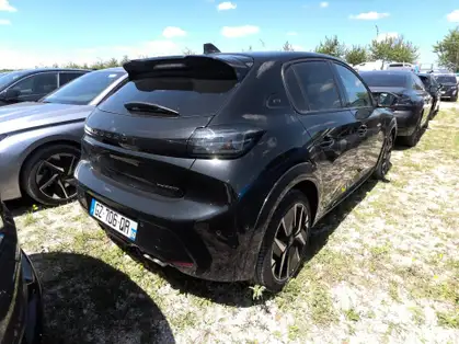 PEUGEOT 208 GT HYBRIDE 136 CV e-DCS6