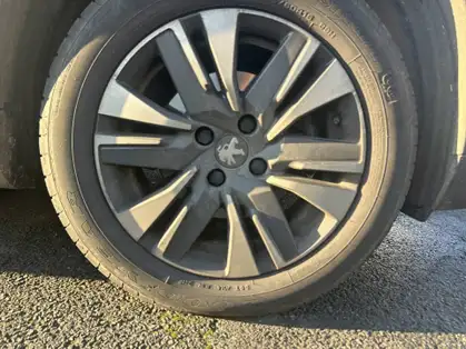 PEUGEOT 2008 ALLURE 1.2 PURETECH 110 CV EAT6