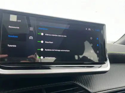 PEUGEOT 2008 GT Hybrid 145 CV e-DCS6 