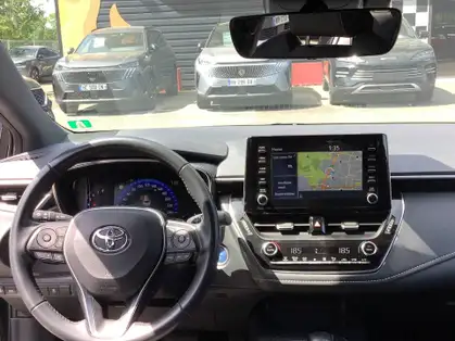 TOYOTA COROLLA TOURING SPORTS HYBRIDE MY20 184h Design