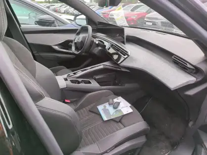 PEUGEOT 5008 GT Hybrid 145 CV e-DCS6 
