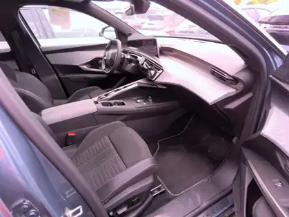 PEUGEOT 3008 GT Hybrid 145 e-DCS6