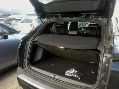PEUGEOT 2008 ALLURE HYBRID 136 CV e-DCS6