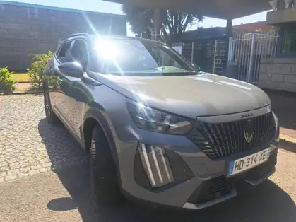 PEUGEOT 2008 Hybrid 145 ch e-DCS6 GT