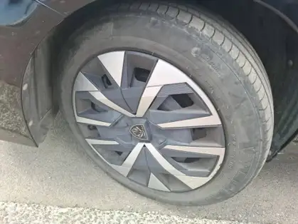 PEUGEOT 208 ACTIVE 1.2 PURETECH 75 CV BVM5
