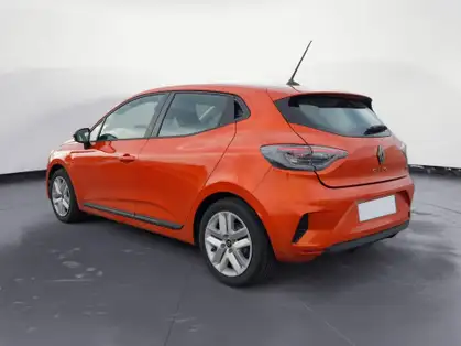 RENAULT CLIO V EVOLUTION E-Tech full hybrid 145 CV 