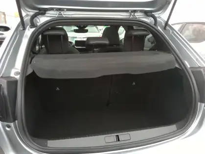 PEUGEOT 208 NOUVELLE 208 GT HYBRIDE 136 e-DCS6