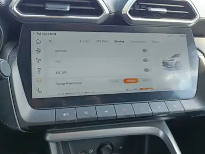 MG ZS LUXURY 1.5 L Hybrid+ 197 CV