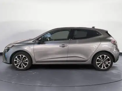RENAULT CLIO V TECHNO E-Tech full hybrid 145 CV GSR2 
