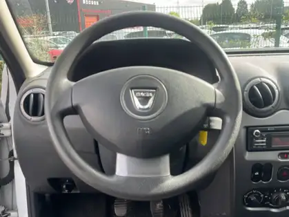 DACIA DUSTER 1.6 MPI 85 5 places