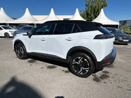 PEUGEOT 2008 GT Hybrid 145 CV e-DCS6 